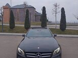 Mercedes E 220 d-2