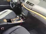 Mercedes E 220-13