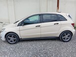 Mercedes B 200-19