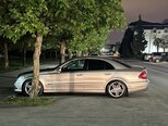Mercedes E 270-3