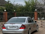 Mercedes E 270-2