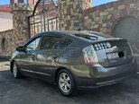 Toyota Prius-4