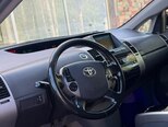 Toyota Prius-8