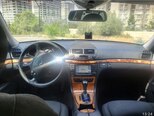 Mercedes E 220-17