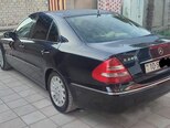 Mercedes E 240-2