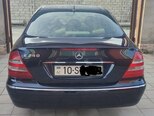 Mercedes E 240-4