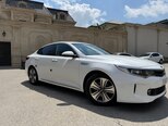 Kia K5-4