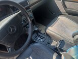 Mercedes 220 E-5