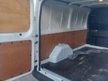 Ford Transit-15