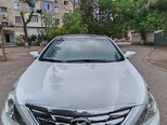 Hyundai Sonata-1