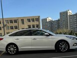 Hyundai Sonata-6