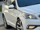 Hyundai Sonata-11