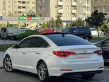 Hyundai Sonata-5