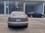 Volkswagen Passat-2