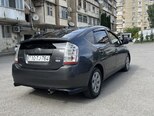 Toyota Prius-8