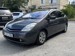 Toyota Prius-4