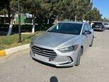 Hyundai Elantra-1