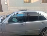 Mercedes E 220-4