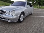 Mercedes E 240-3