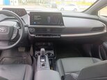 Toyota Prius-10