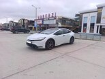 Toyota Prius-12