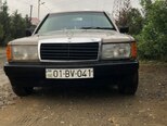 Mercedes 190-1