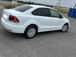 Volkswagen Polo-7