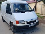 Ford Transit-3