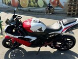 Yamaha YZF-R1-11