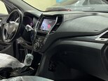 Hyundai Santa Fe-5