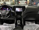 Hyundai Santa Fe-13