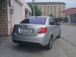 Kia Rio-4