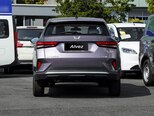 Wuling Alvez-5