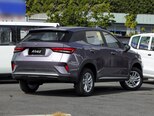 Wuling Alvez-4