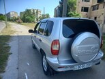 Chevrolet Niva-9