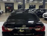 Hyundai Sonata-4