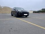 Porsche Cayenne-1
