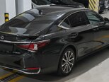 Lexus ES 300h-8