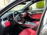 Jaguar F-Pace-8