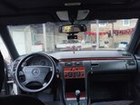 Mercedes E 200-5