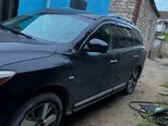 Nissan Pathfinder-8