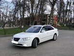 Hyundai Sonata-4