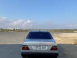 Mercedes 220 E-2