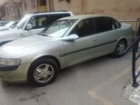 Opel Vectra-3