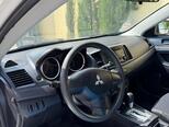 Mitsubishi Lancer-6