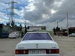 Mercedes 190-4