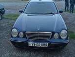 Mercedes E 270-1