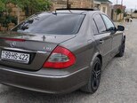 Mercedes E 220-10