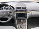 Mercedes E 220-21