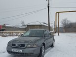 Audi A4-4